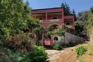 VILLAGE VIEW HOUSE, near Agios Gordis