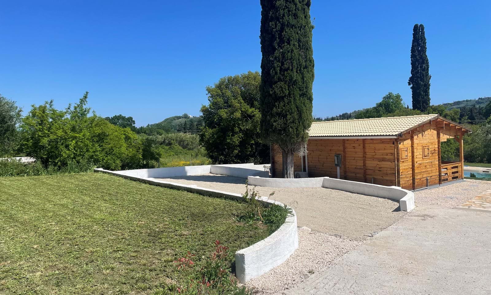 Listing photograph 13 of 15 of the house in Ano Korakiana, published by Corfu Home Finders.
