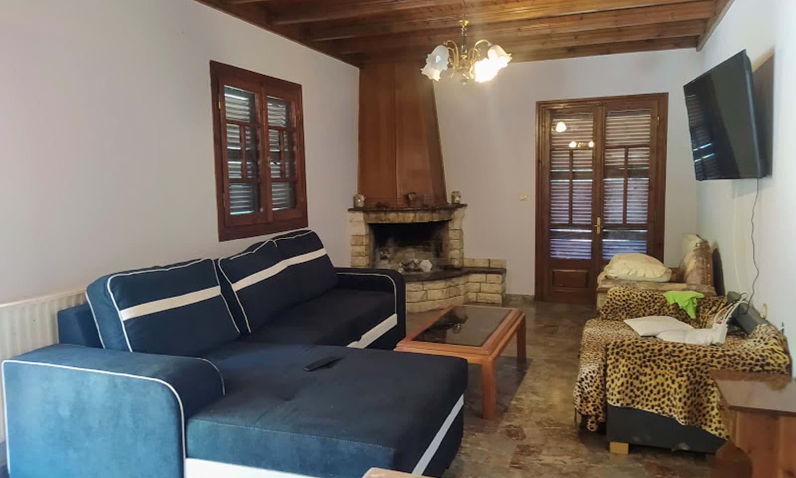 Listing photograph 3 of 11 of the house in Kavadades, published by Corfu Home Finders.