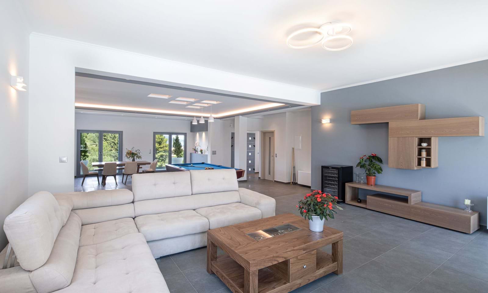 Listing photograph 7 of 29 of the house in Kommeno, published by Corfu Home Finders.