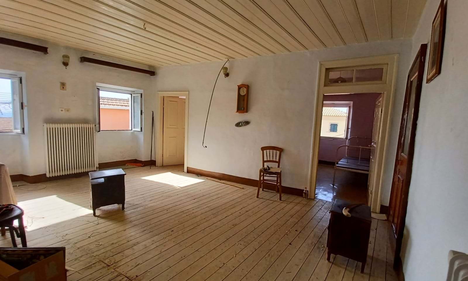 Listing photograph 6 of 16 of the house in Lakones, published by Corfu Home Finders.