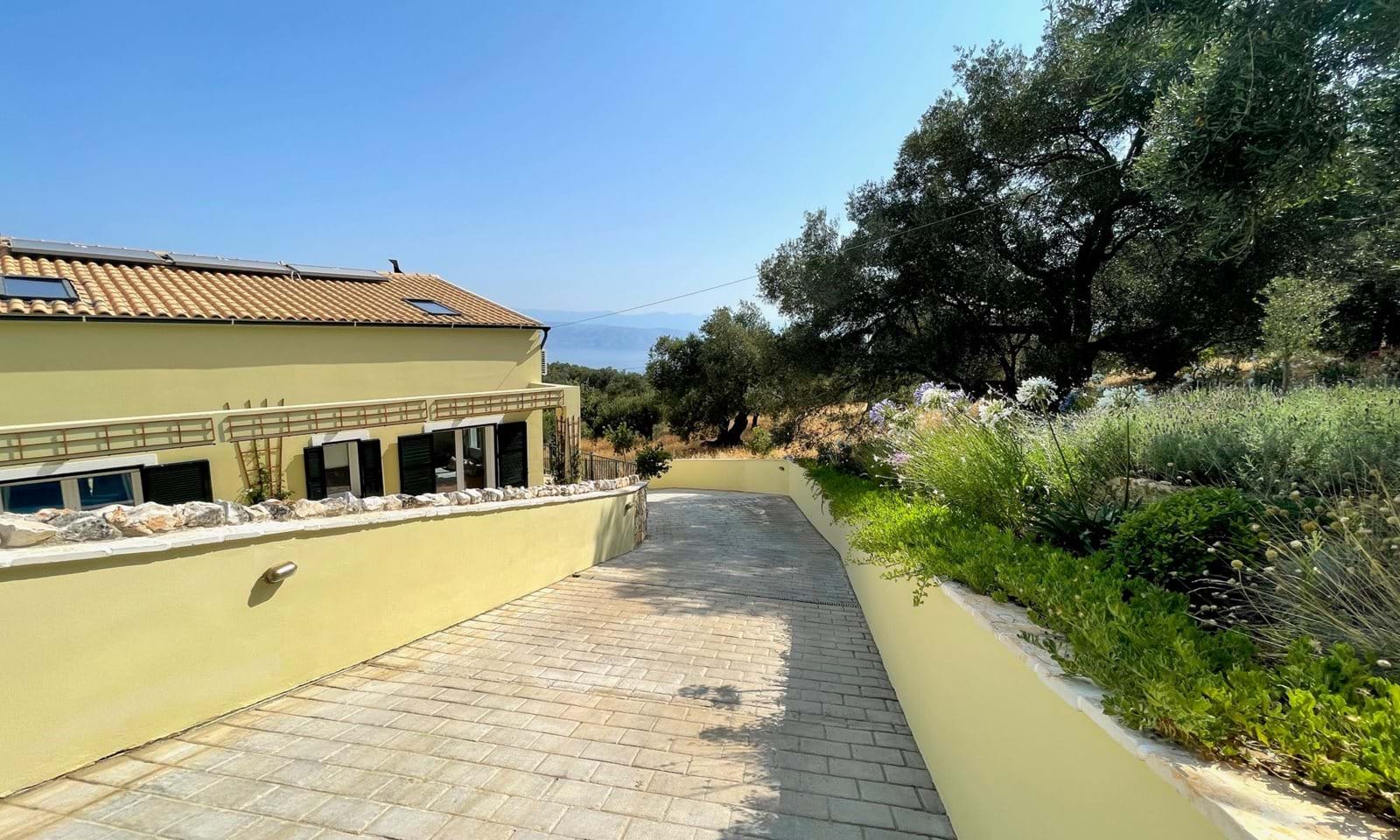 Listing photograph 23 of 25 of the house in Loutses, published by Corfu Home Finders.