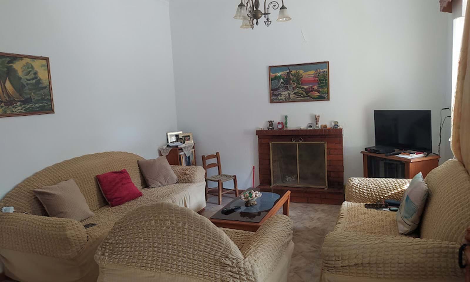 Listing photograph 3 of 19 of the house in Perithia, published by Corfu Home Finders.