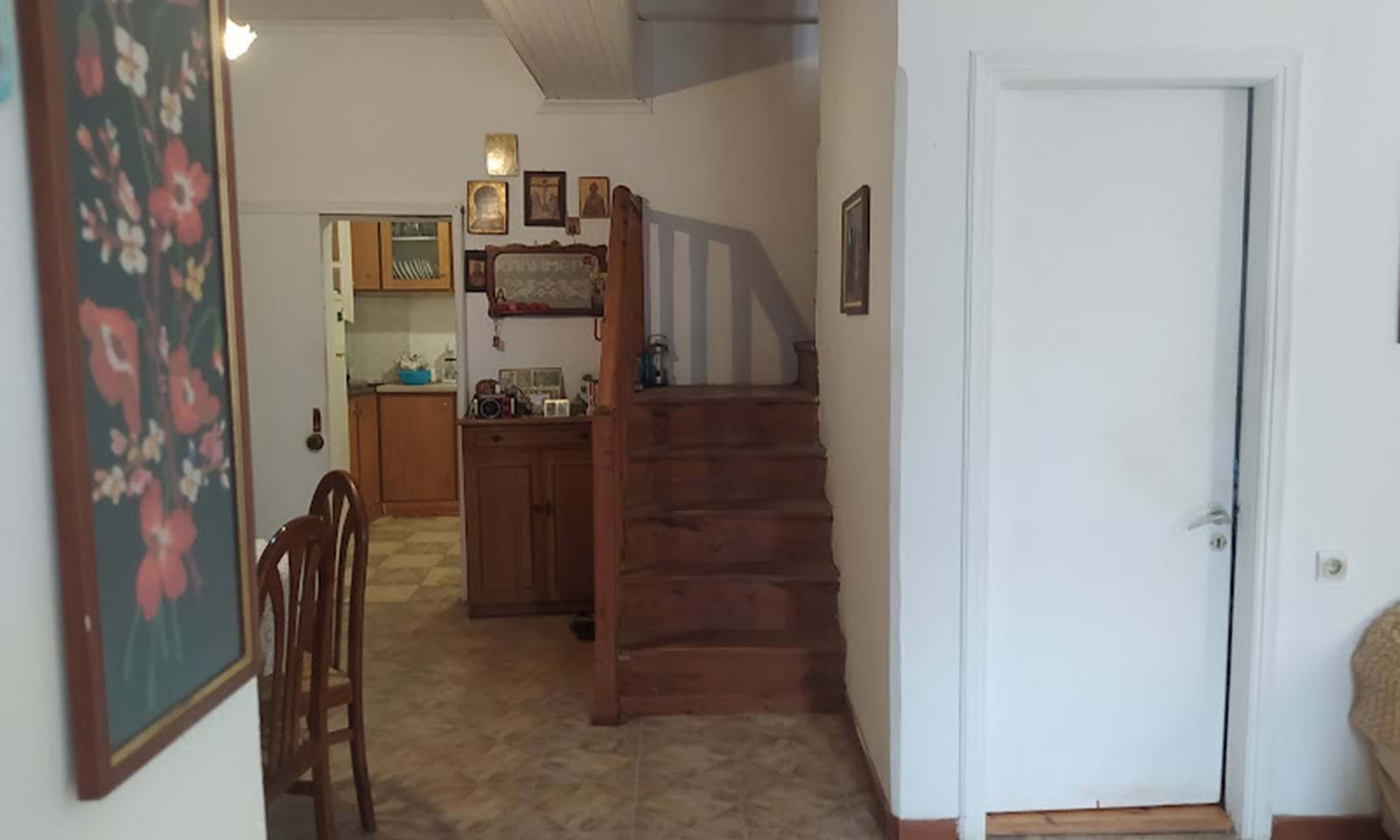 Listing photograph 4 of 19 of the house in Perithia, published by Corfu Home Finders.