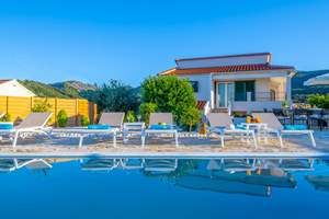 BELVEDERE VILLA, Portes, Corfu