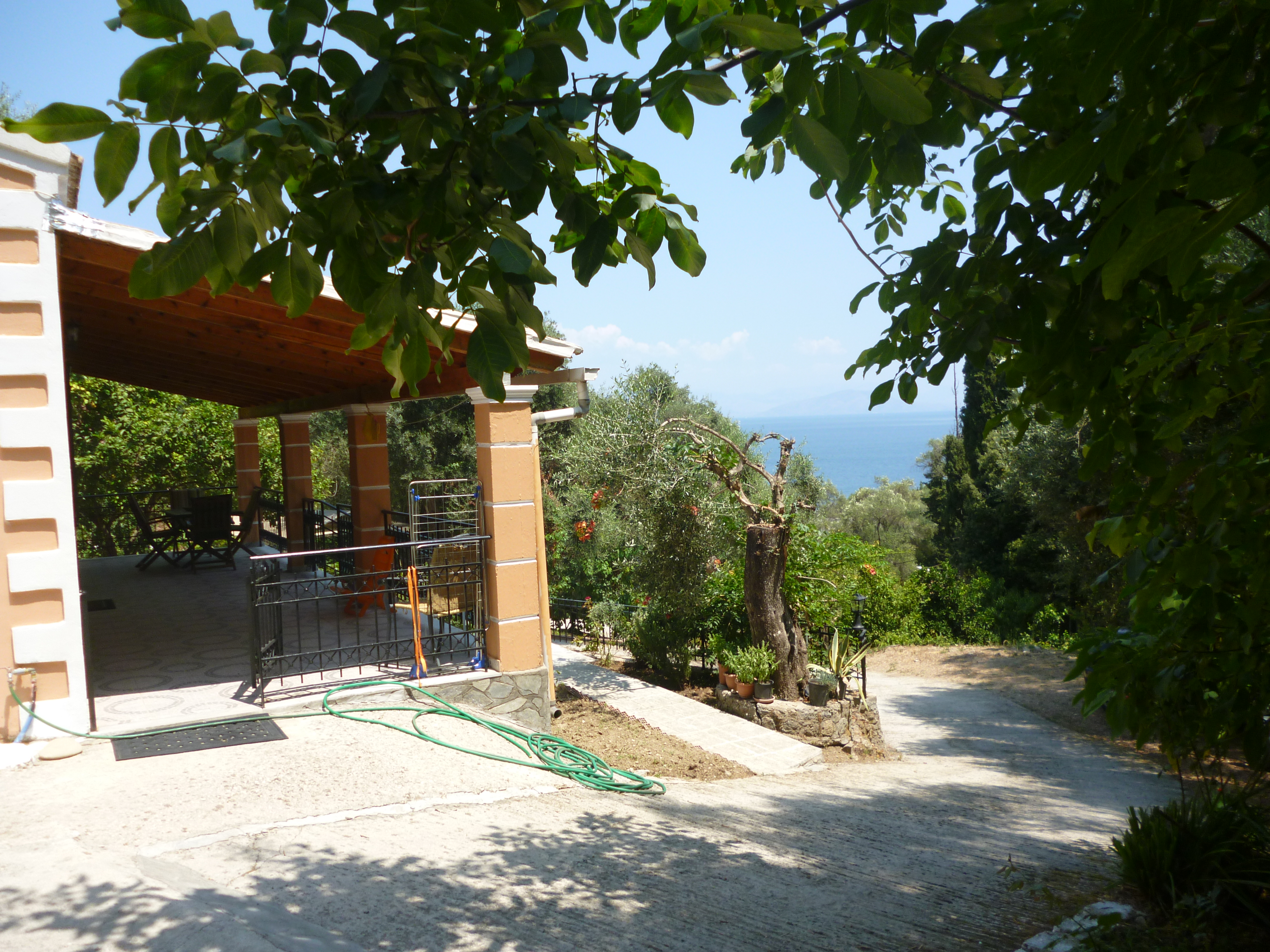 TURQUOISE TRIO, Boukari, Corfu
