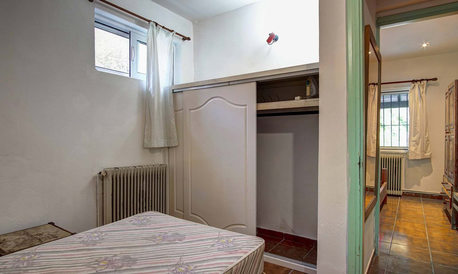 Listing photograph 9 of 24 of the house in Kynopiastes, published by Corfu Home Finders.