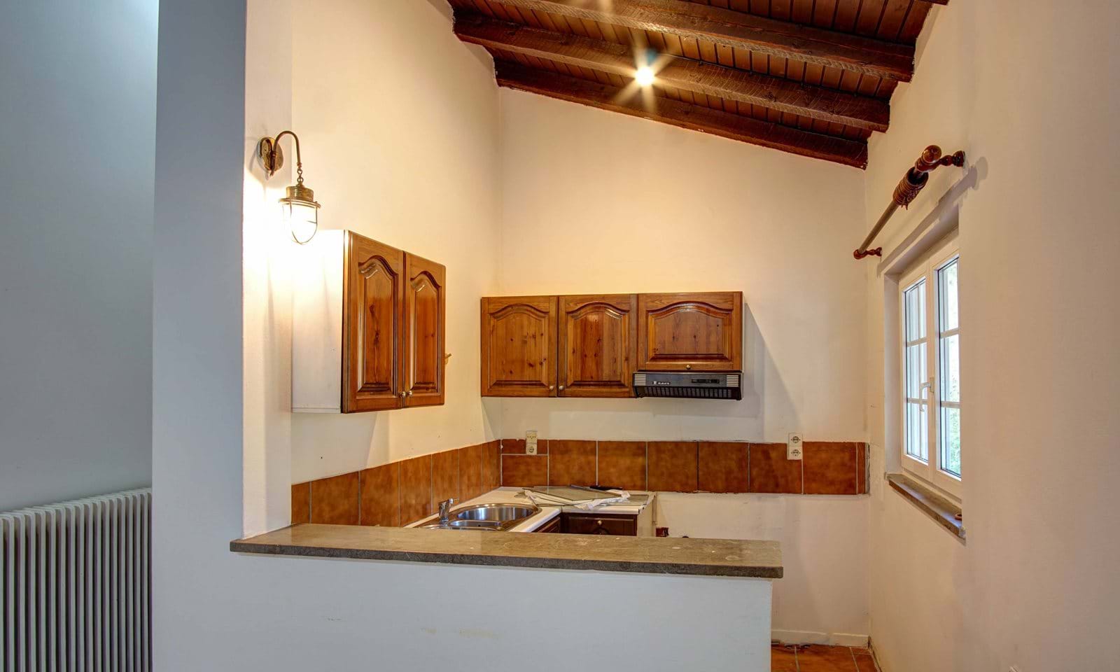 Listing photograph 17 of 24 of the house in Kynopiastes, published by Corfu Home Finders.