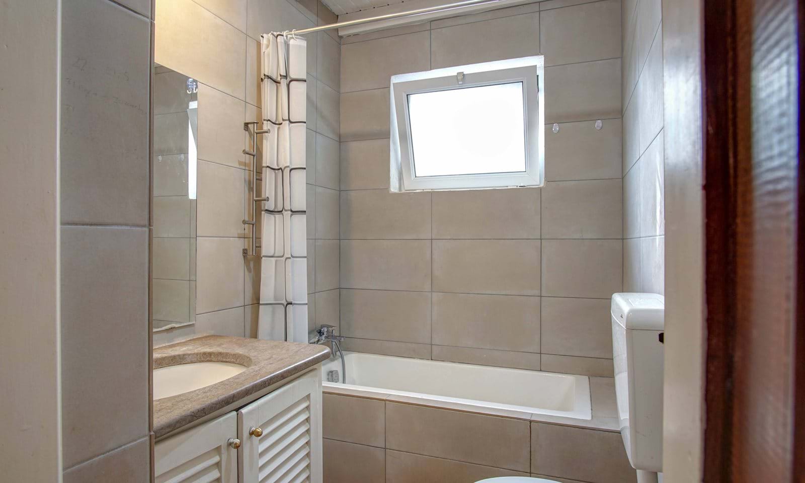 Listing photograph 19 of 24 of the house in Kynopiastes, published by Corfu Home Finders.