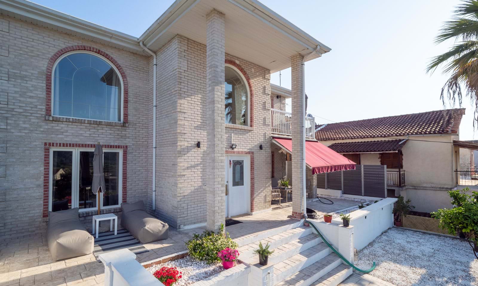 Listing photograph 2 of 29 of the house in Petriti, published by Corfu Home Finders.