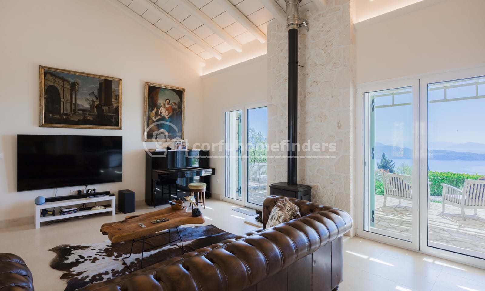 Listing photograph 22 of 37 of the house in Porta, published by Corfu Home Finders.