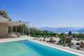 Pool to garden/view