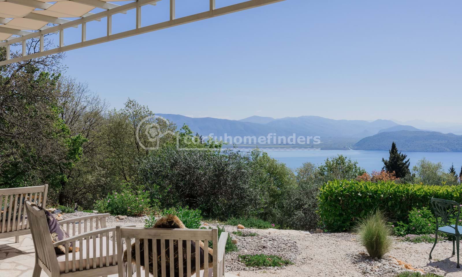 Listing photograph 28 of 37 of the house in Porta, published by Corfu Home Finders.