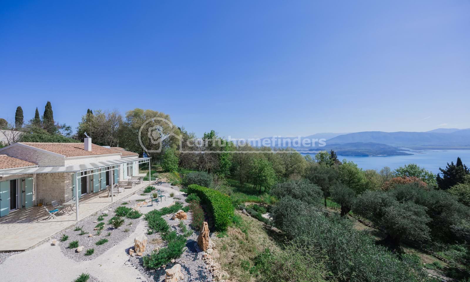 Listing photograph 15 of 37 of the house in Porta, published by Corfu Home Finders.