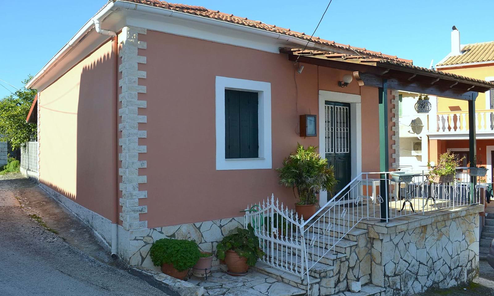 Listing photograph 1 of 9 of the house in Perithia, published by Corfu Home Finders.