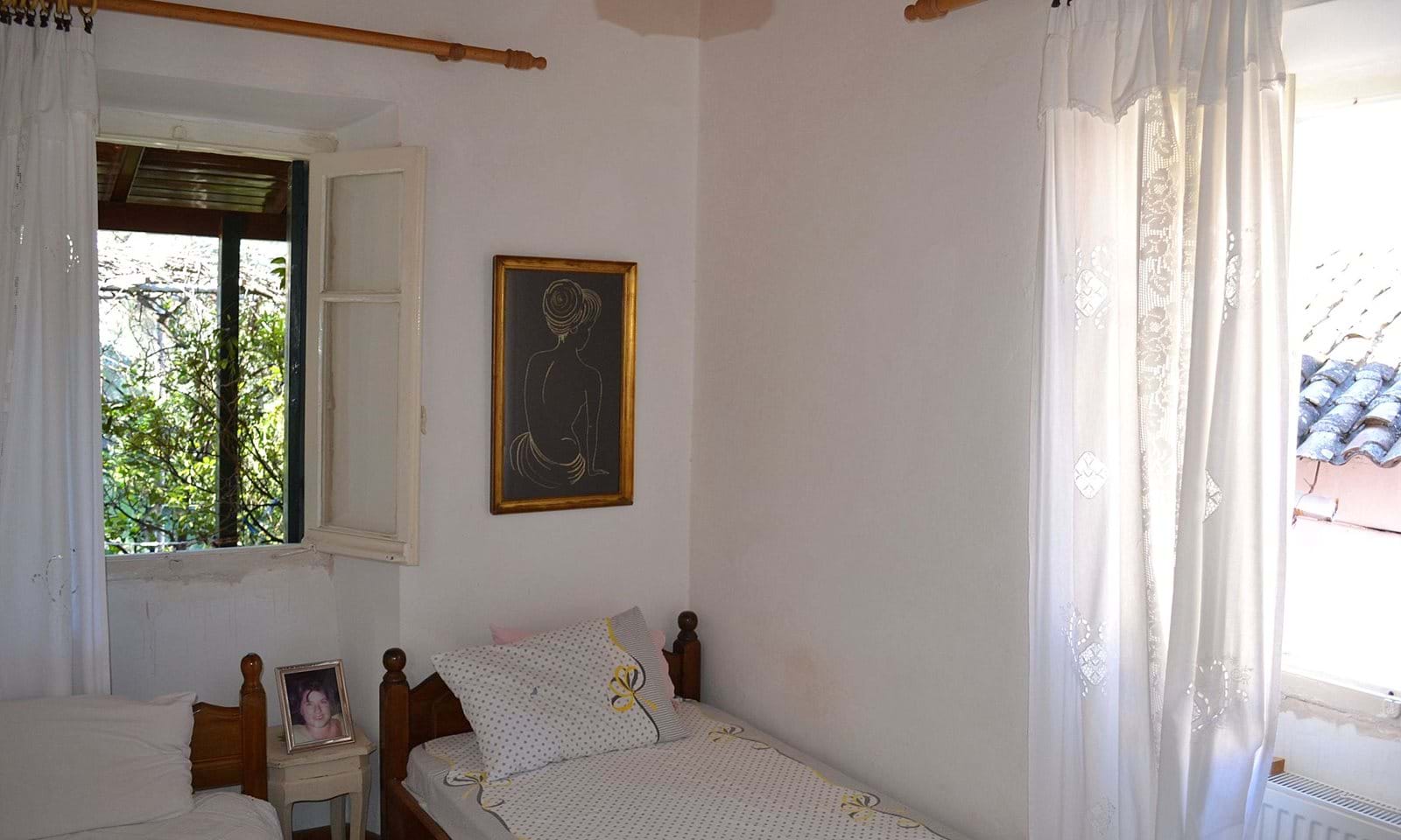 Listing photograph 7 of 9 of the house in Perithia, published by Corfu Home Finders.
