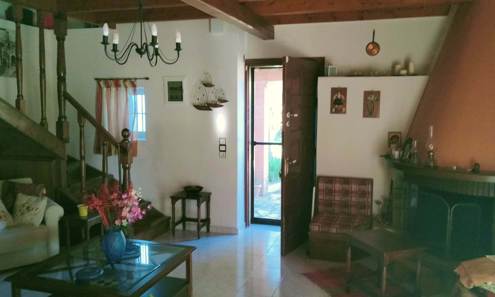 Listing photograph 5 of 14 of the house in Varypatades, published by Corfu Home Finders.