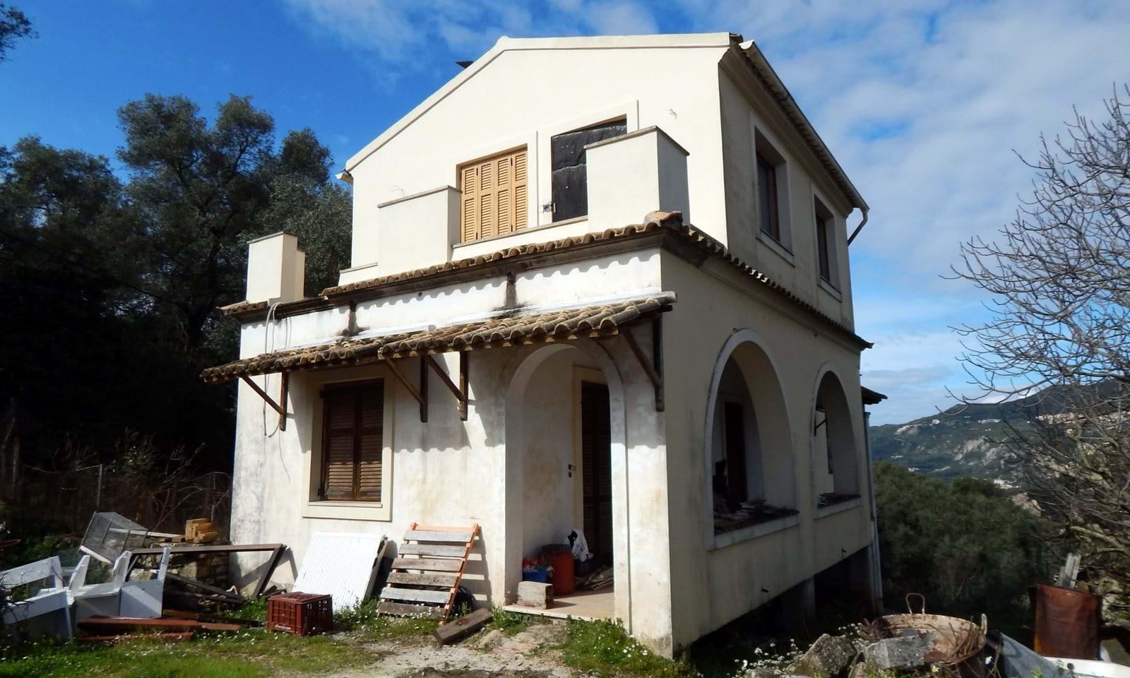 Listing photograph 6 of 9 of the house in Liapades, published by Corfu Home Finders.
