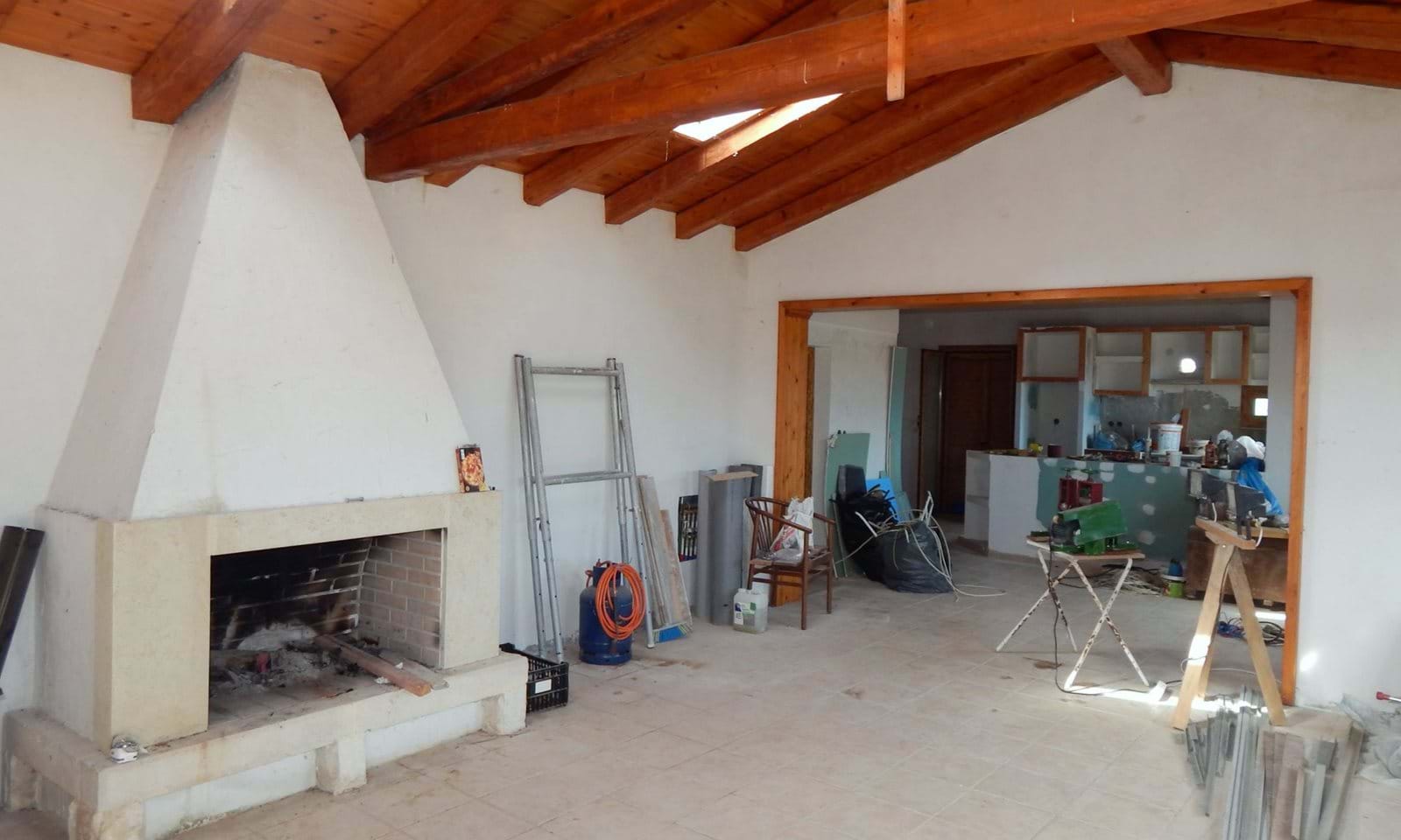 Listing photograph 7 of 9 of the house in Liapades, published by Corfu Home Finders.
