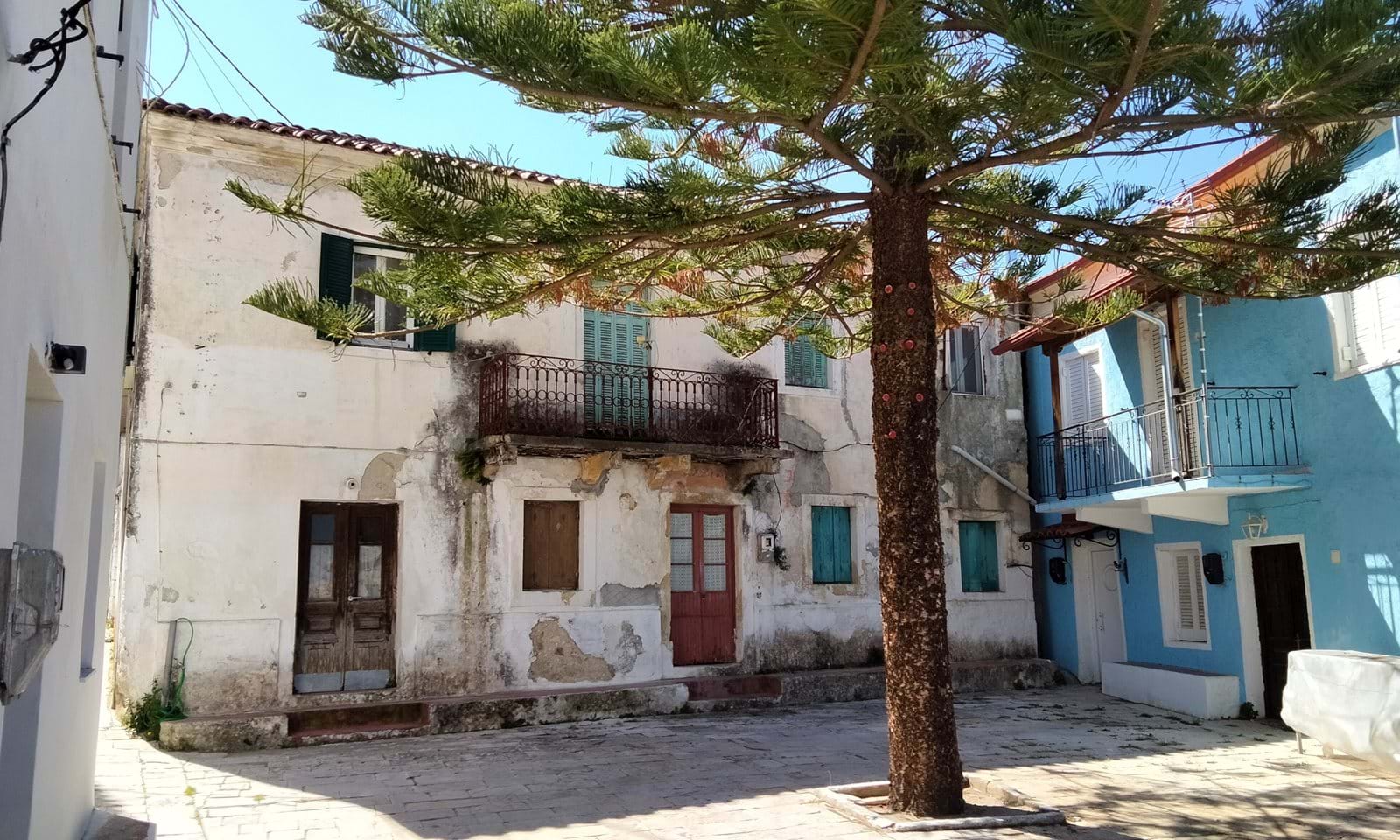 Listing photograph 1 of 12 of the house in Drosato, published by Corfu Home Finders.