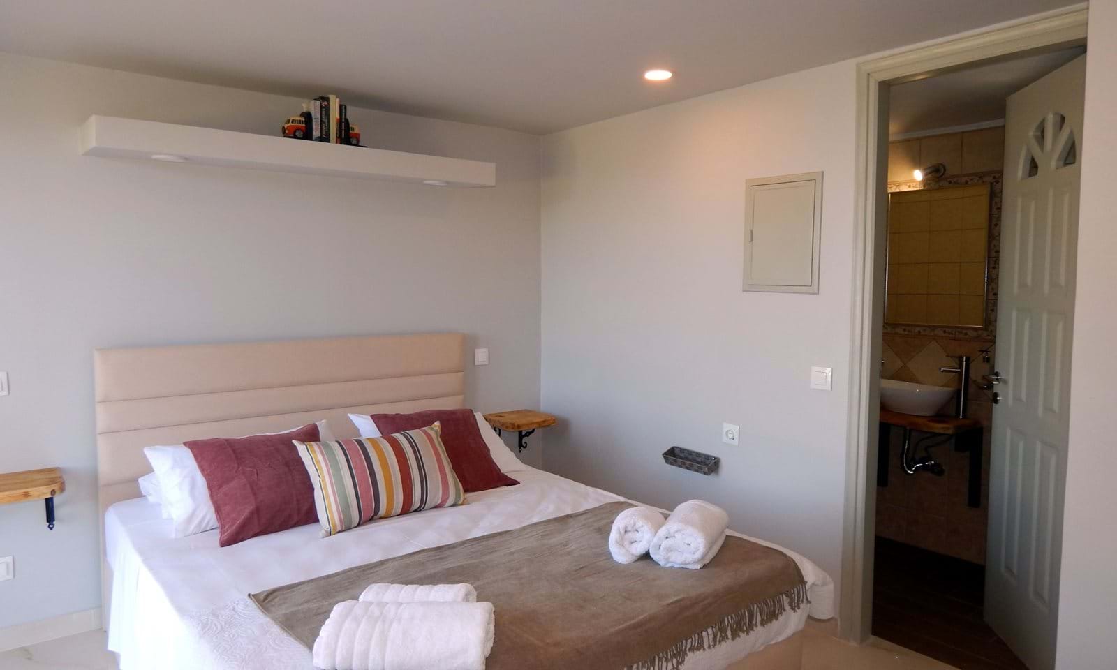 Listing photograph 14 of 32 of the house in Agios Spiridon, published by Corfu Home Finders.
