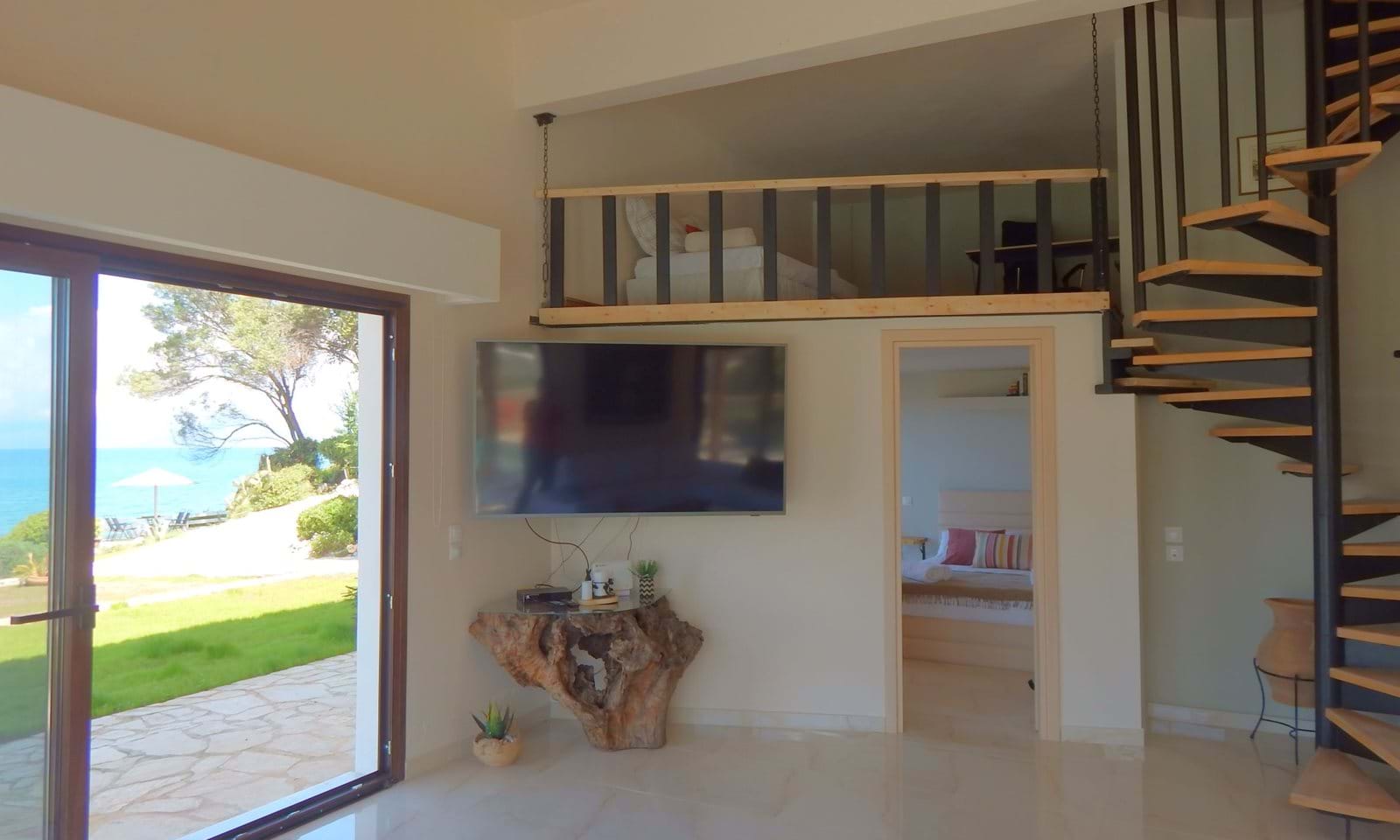 Listing photograph 18 of 32 of the house in Agios Spiridon, published by Corfu Home Finders.