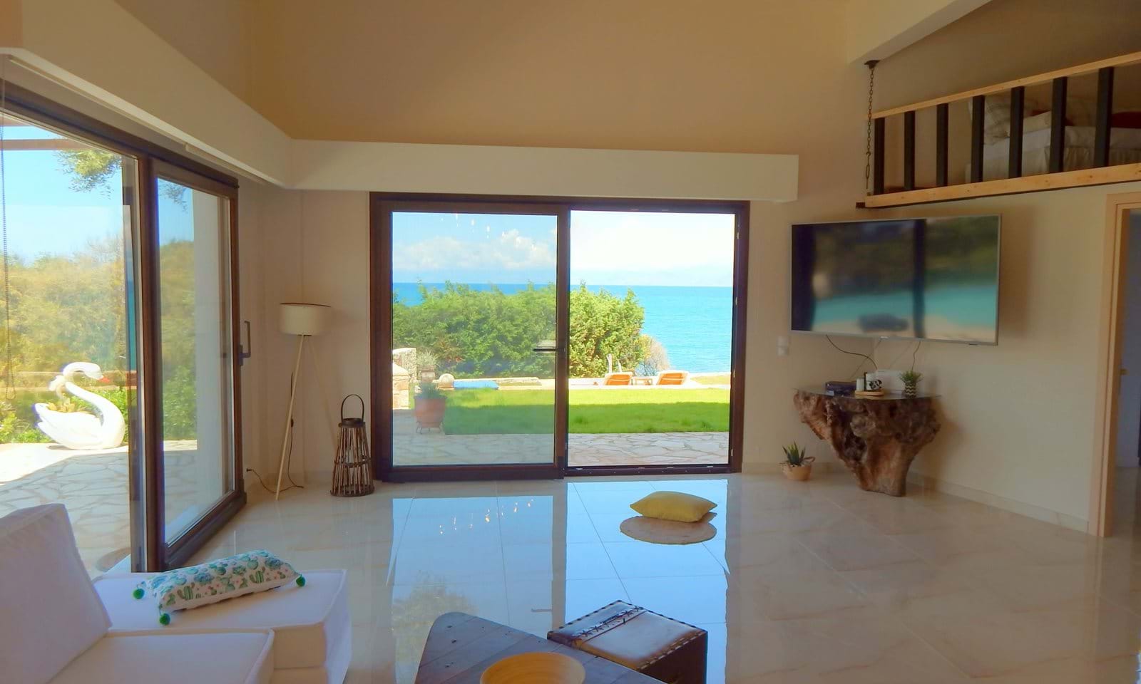 Listing photograph 10 of 32 of the house in Agios Spiridon, published by Corfu Home Finders.