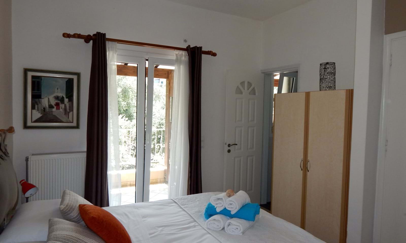 Listing photograph 21 of 32 of the house in Agios Spiridon, published by Corfu Home Finders.