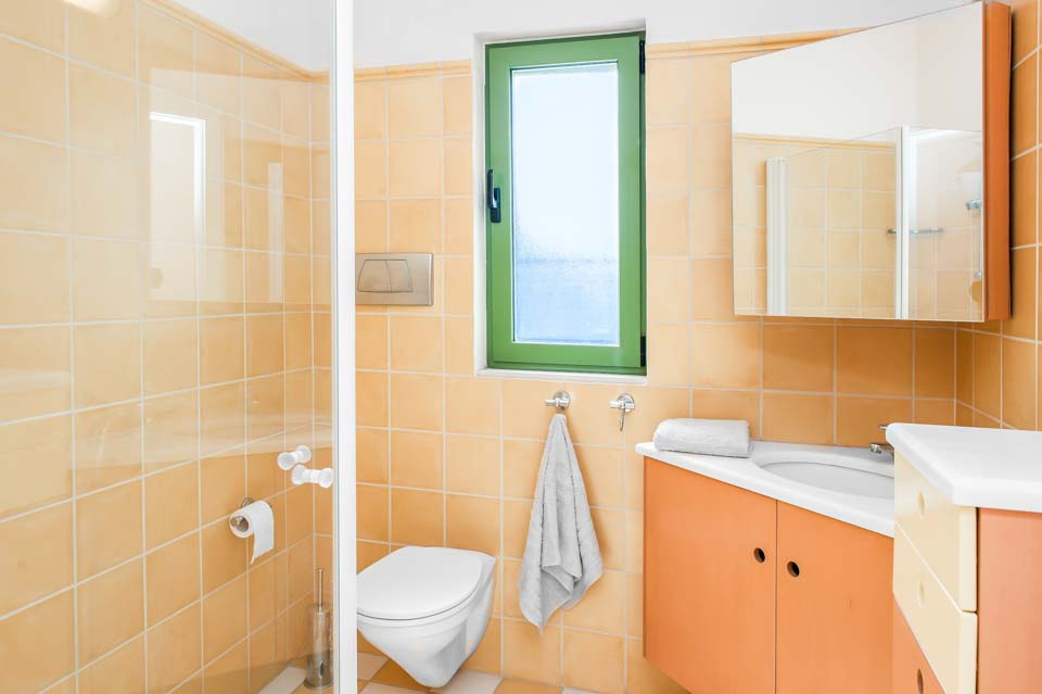Listing photograph 17 of 24 of the house in Kalami, published by Corfu Home Finders.