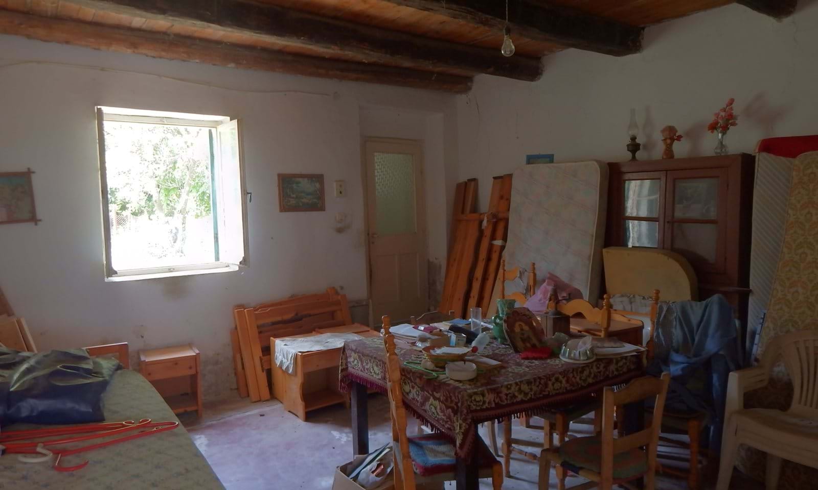 Listing photograph 9 of 17 of the house in Ano Korakiana, published by Corfu Home Finders.