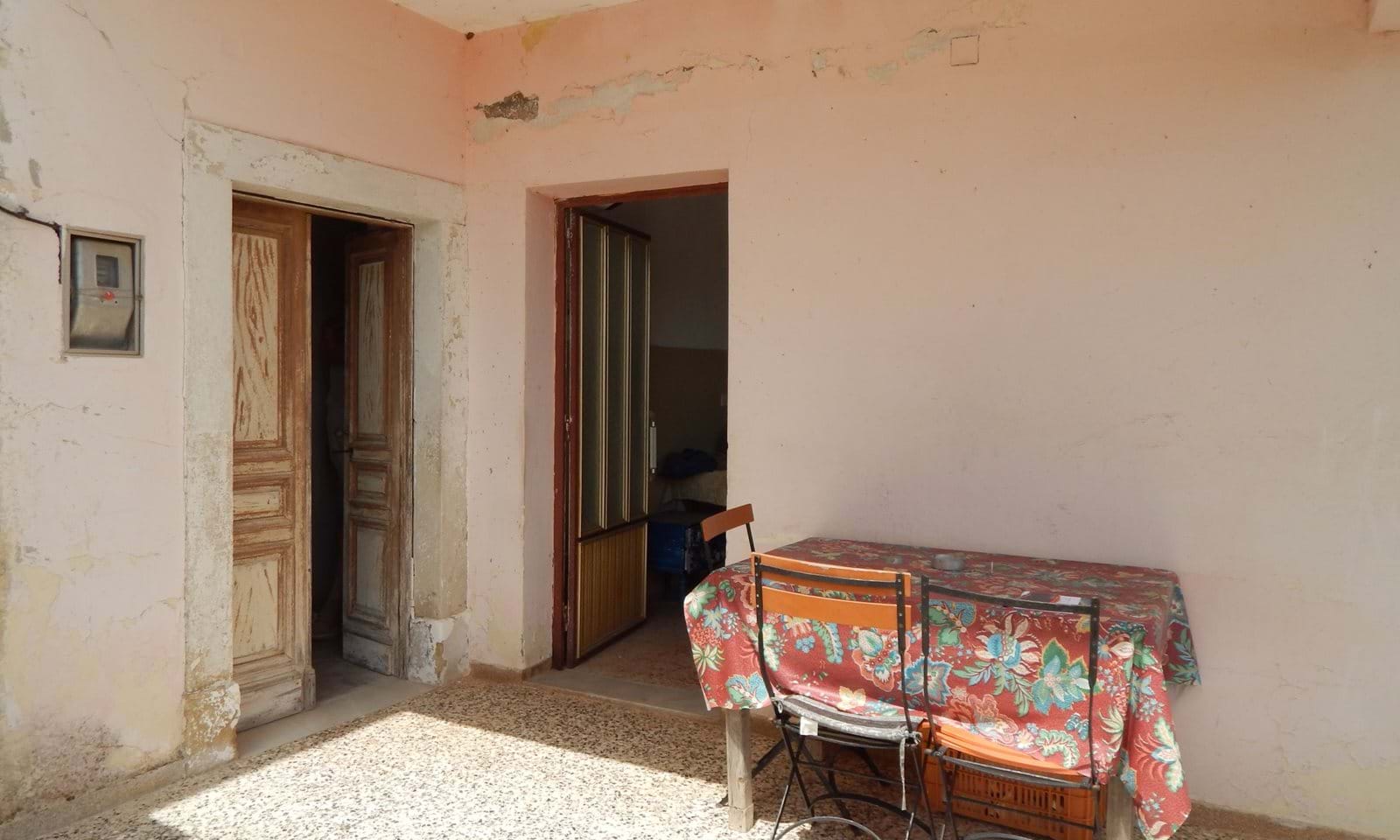 Listing photograph 4 of 17 of the house in Ano Korakiana, published by Corfu Home Finders.