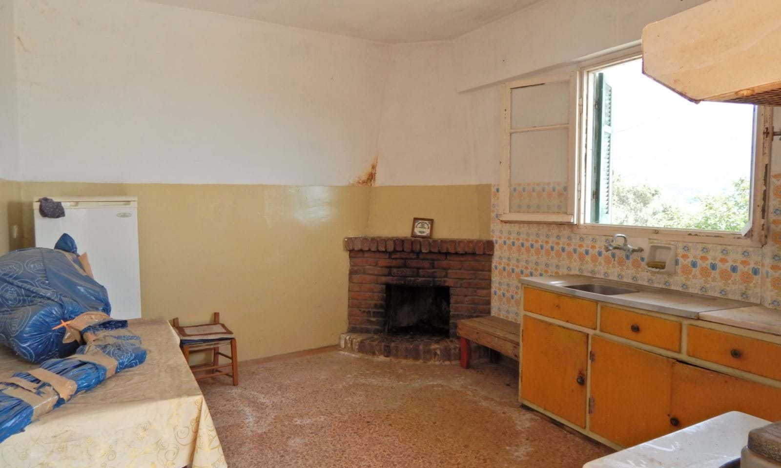 Listing photograph 5 of 17 of the house in Ano Korakiana, published by Corfu Home Finders.