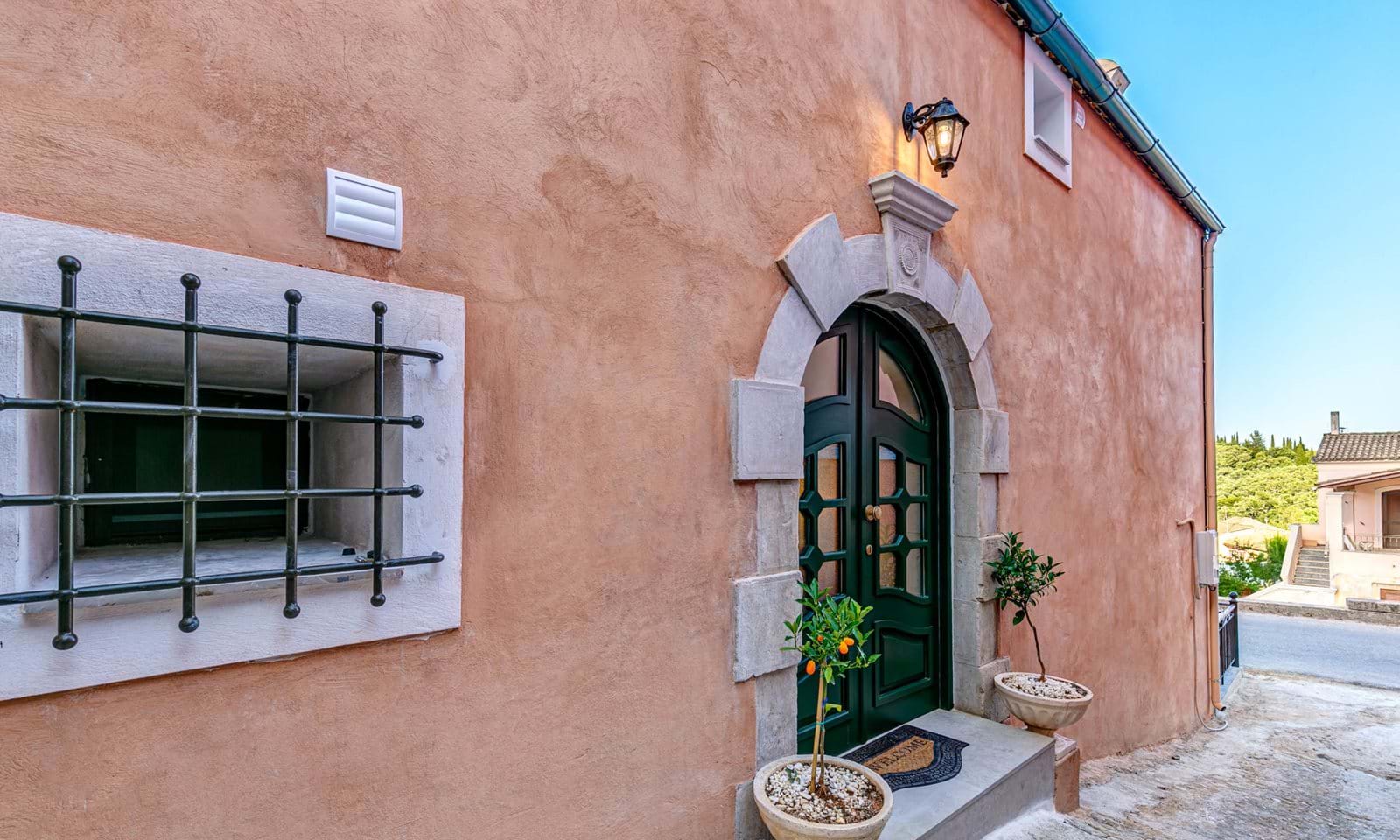 Listing photograph 2 of 28 of the house in Doukades, published by Corfu Home Finders.