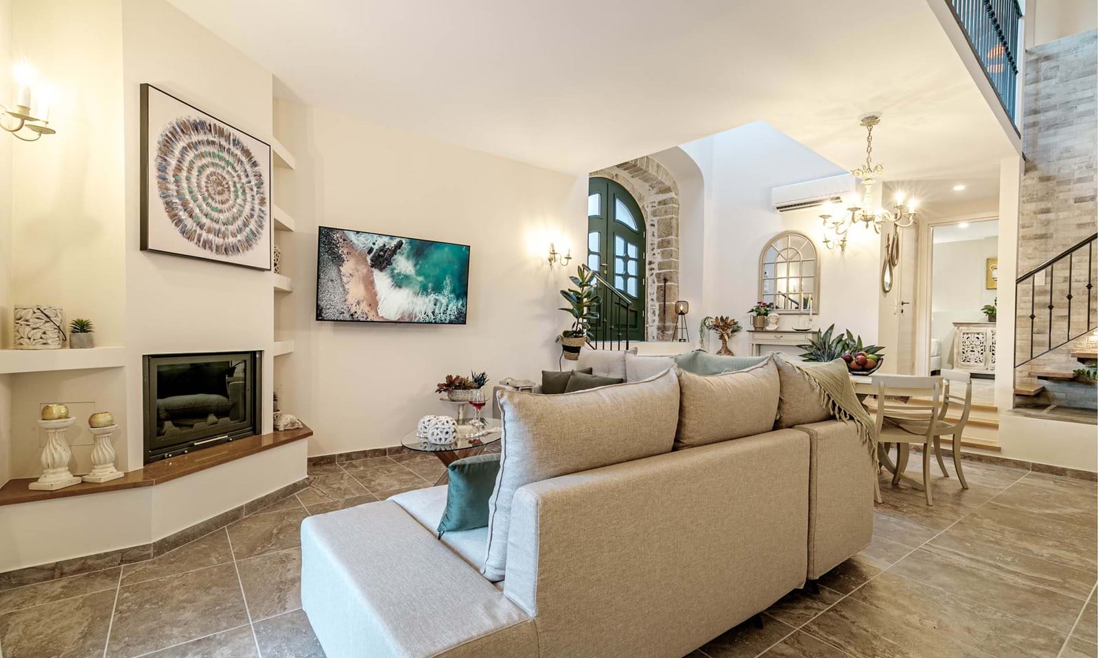 Listing photograph 9 of 28 of the house in Doukades, published by Corfu Home Finders.