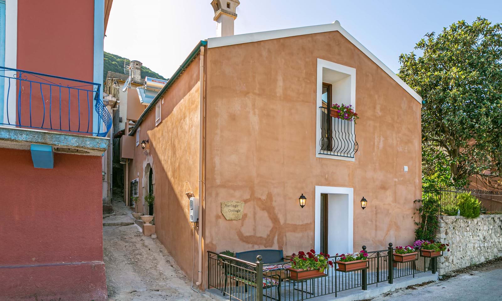 Listing photograph 12 of 28 of the house in Doukades, published by Corfu Home Finders.