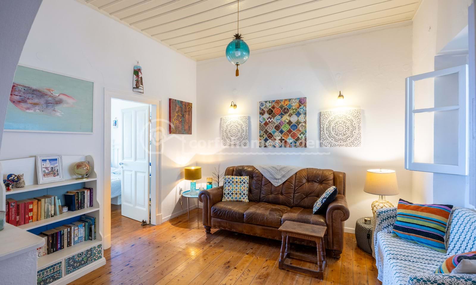 Listing photograph 9 of 18 of the house in Kassiopi, published by Corfu Home Finders.