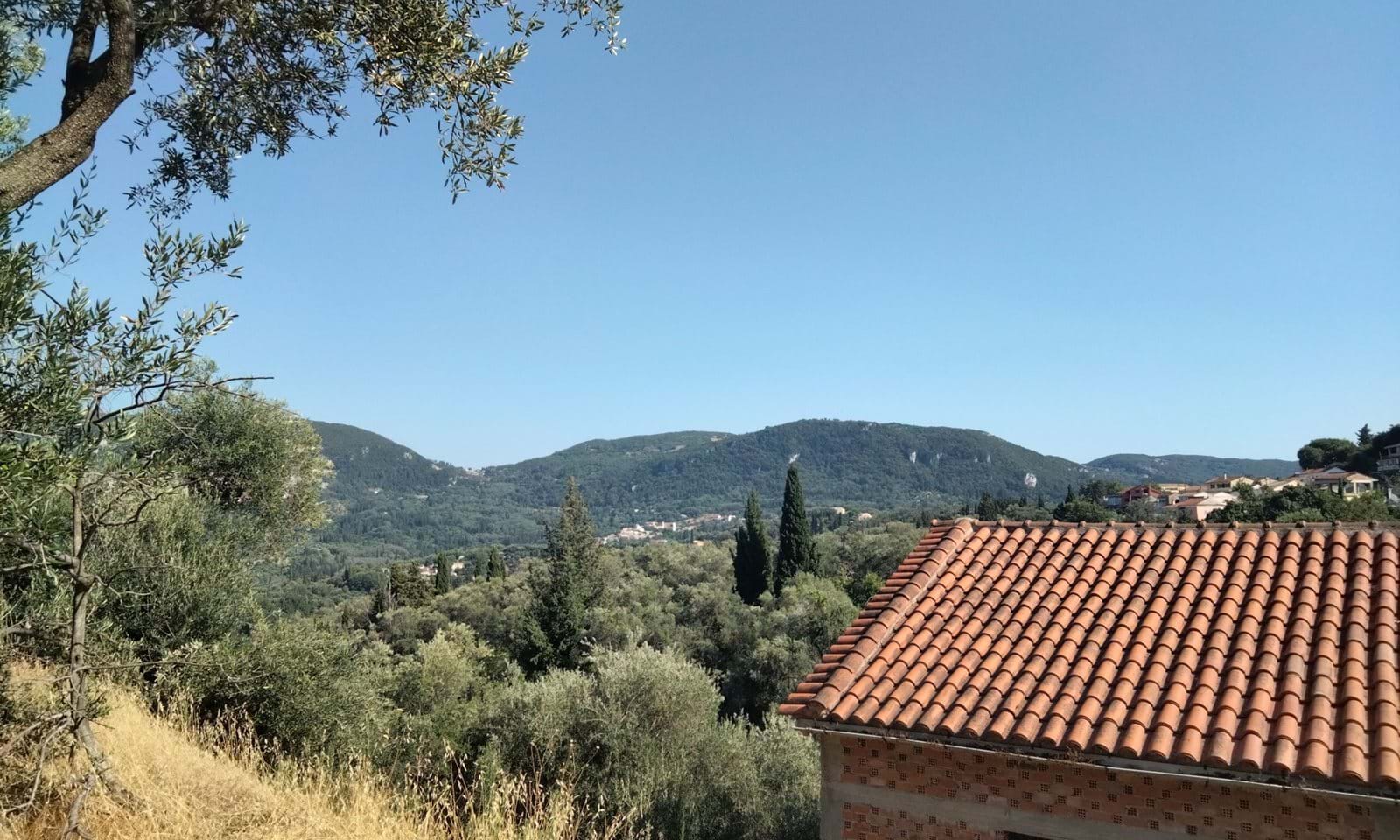 Listing photograph 4 of 7 of the house in Agros, published by Corfu Home Finders.