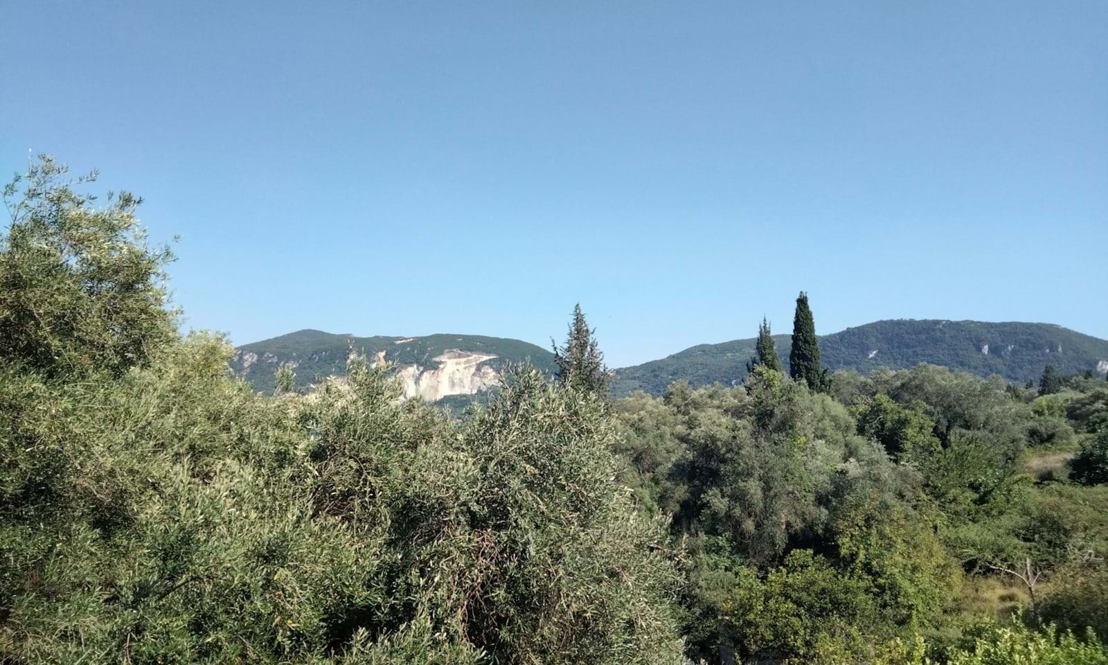 Listing photograph 2 of 7 of the house in Agros, published by Corfu Home Finders.