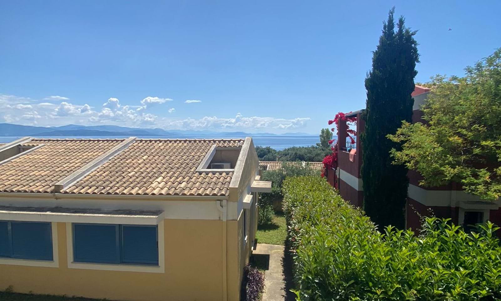 Listing photograph 1 of 8 of the apartment in Barbati, published by Corfu Home Finders.