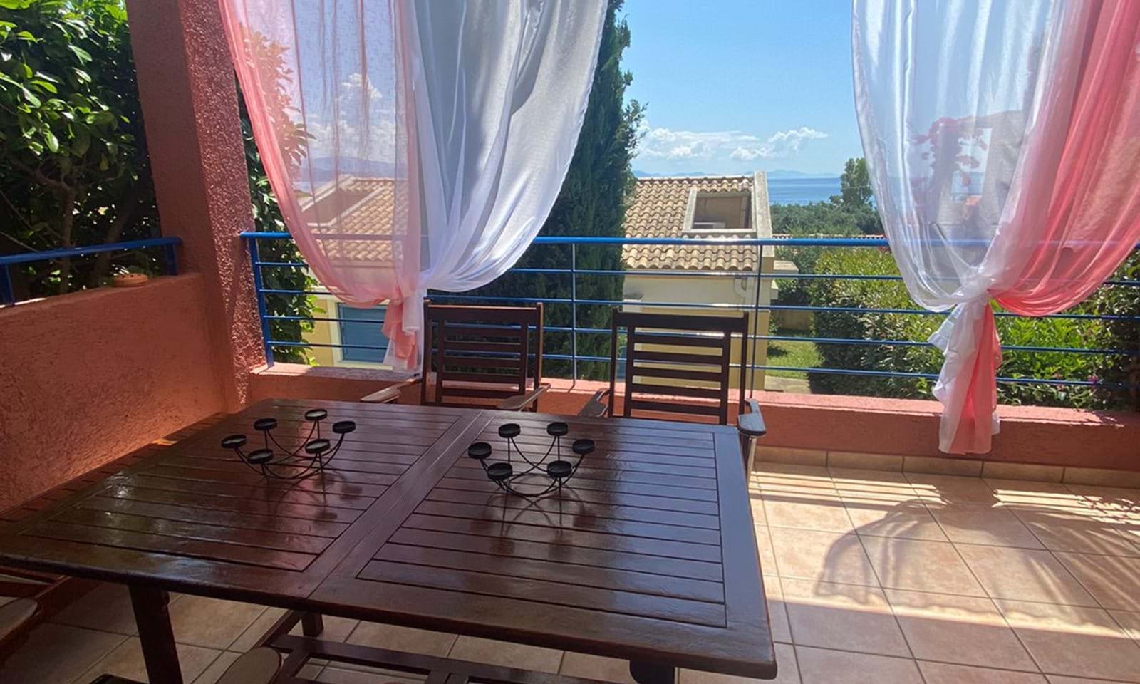 Listing photograph 2 of 8 of the apartment in Barbati, published by Corfu Home Finders.