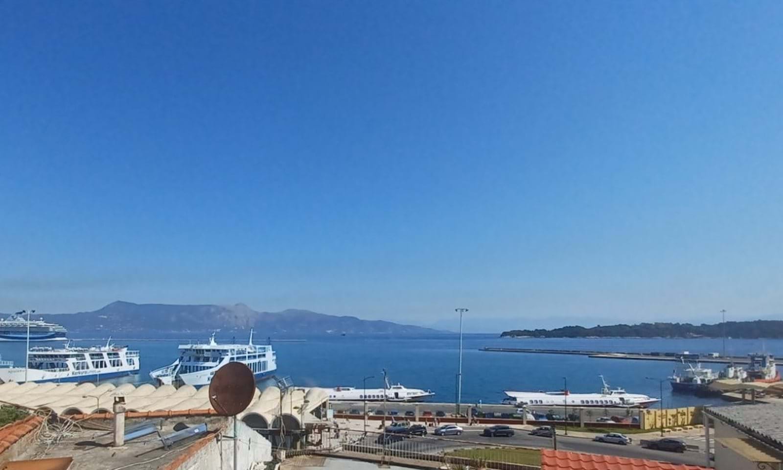 Listing photograph 1 of 8 of the commercial in Corfu Town, published by Corfu Home Finders.