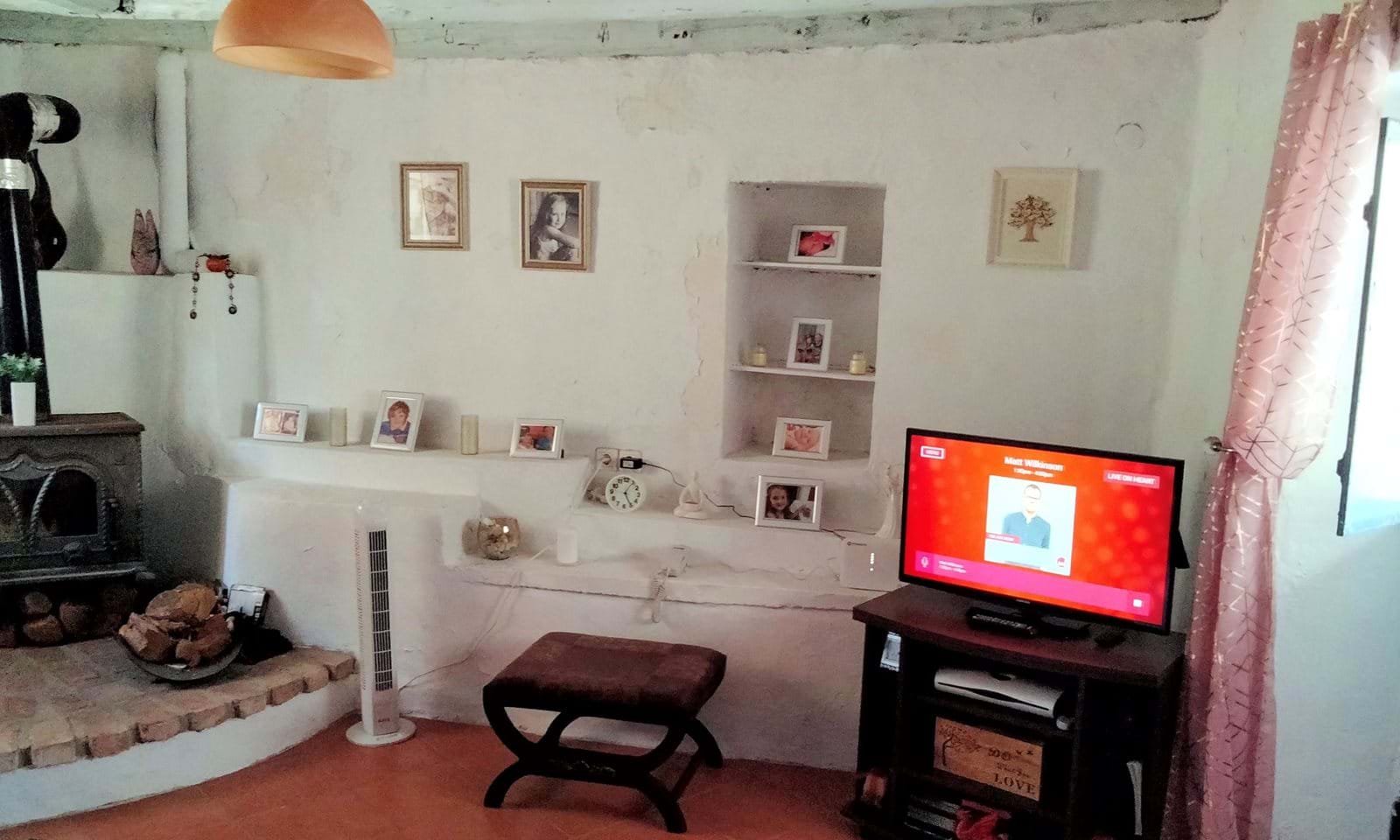 Listing photograph 5 of 13 of the house in Gardelades, published by Corfu Home Finders.