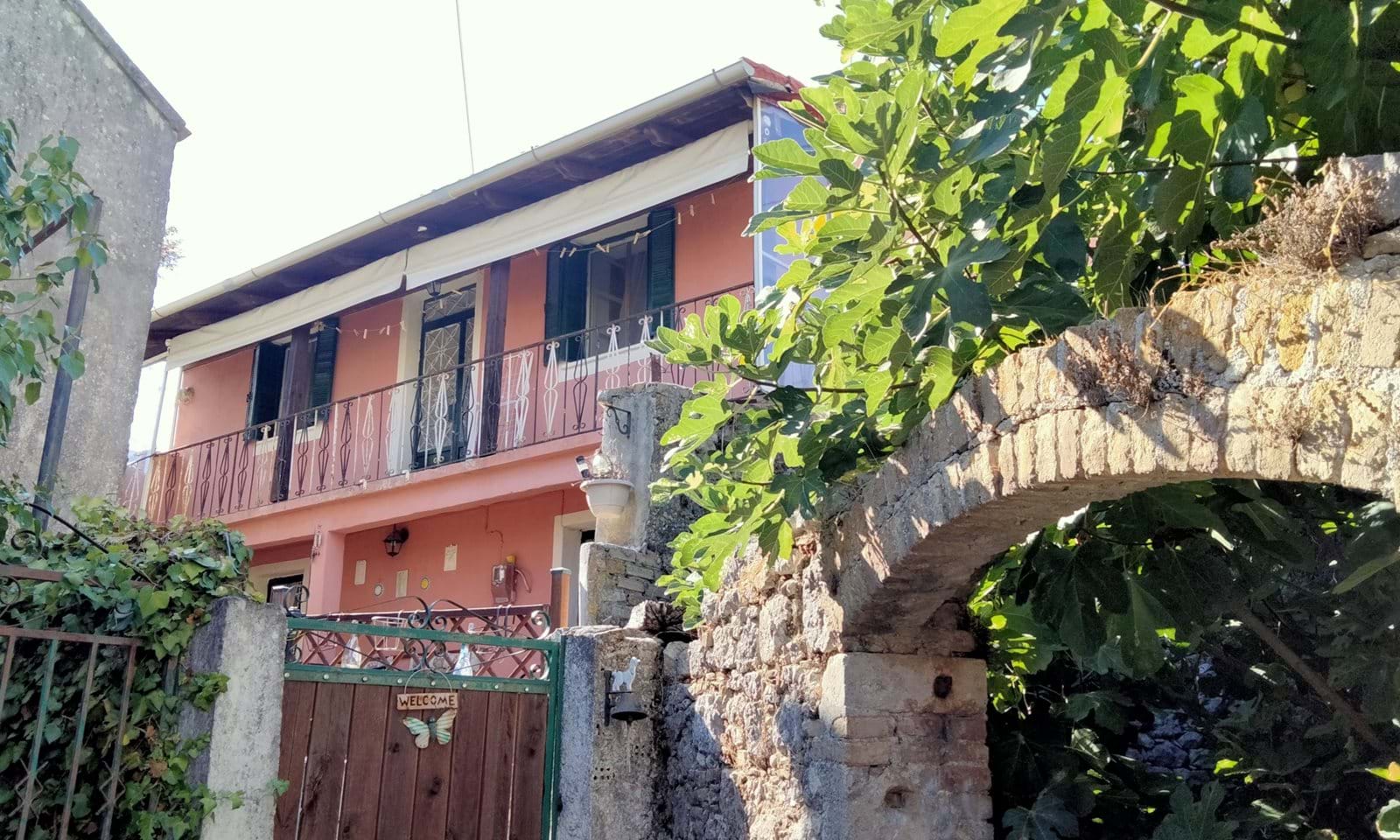 Listing photograph 1 of 13 of the house in Gardelades, published by Corfu Home Finders.