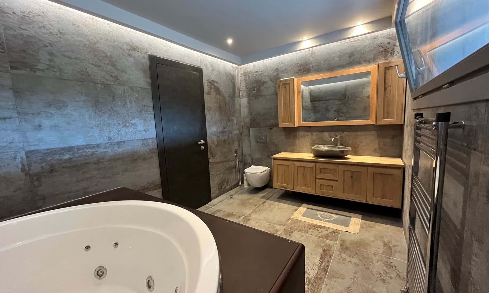 Listing photograph 16 of 31 of the house in Poulades, published by Corfu Home Finders.