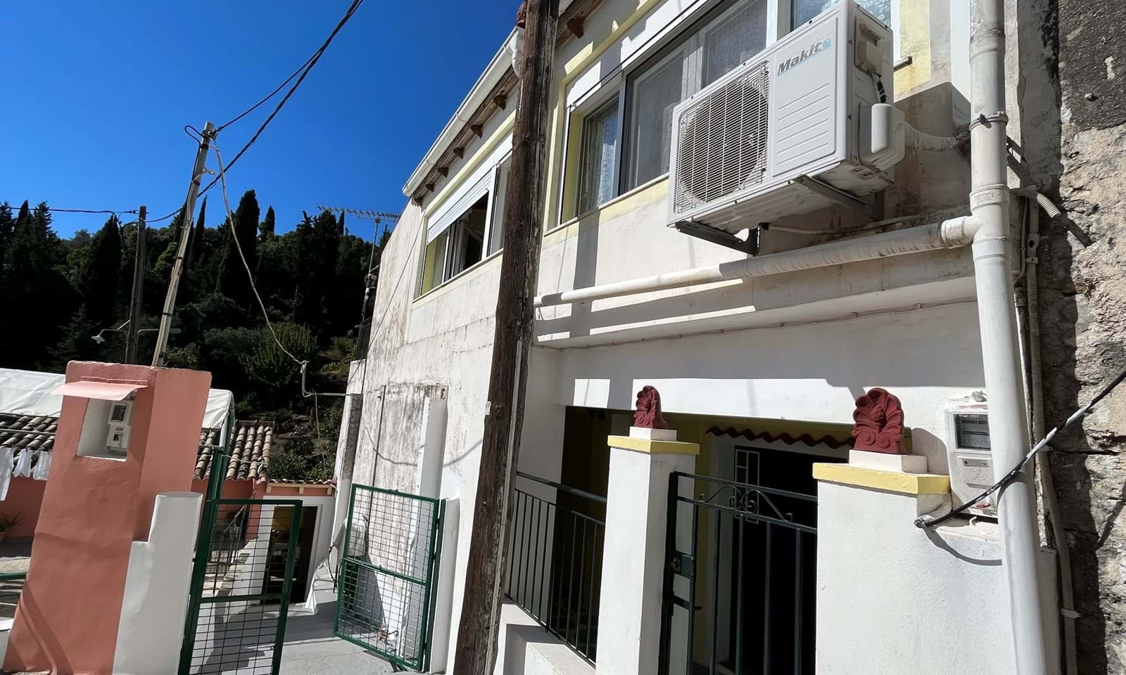 Listing photograph 22 of 29 of the house in Spartilas, published by Corfu Home Finders.