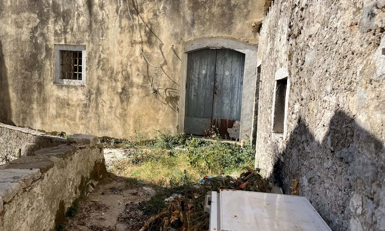 Listing photograph 6 of 17 of the house in Spartilas, published by Corfu Home Finders.