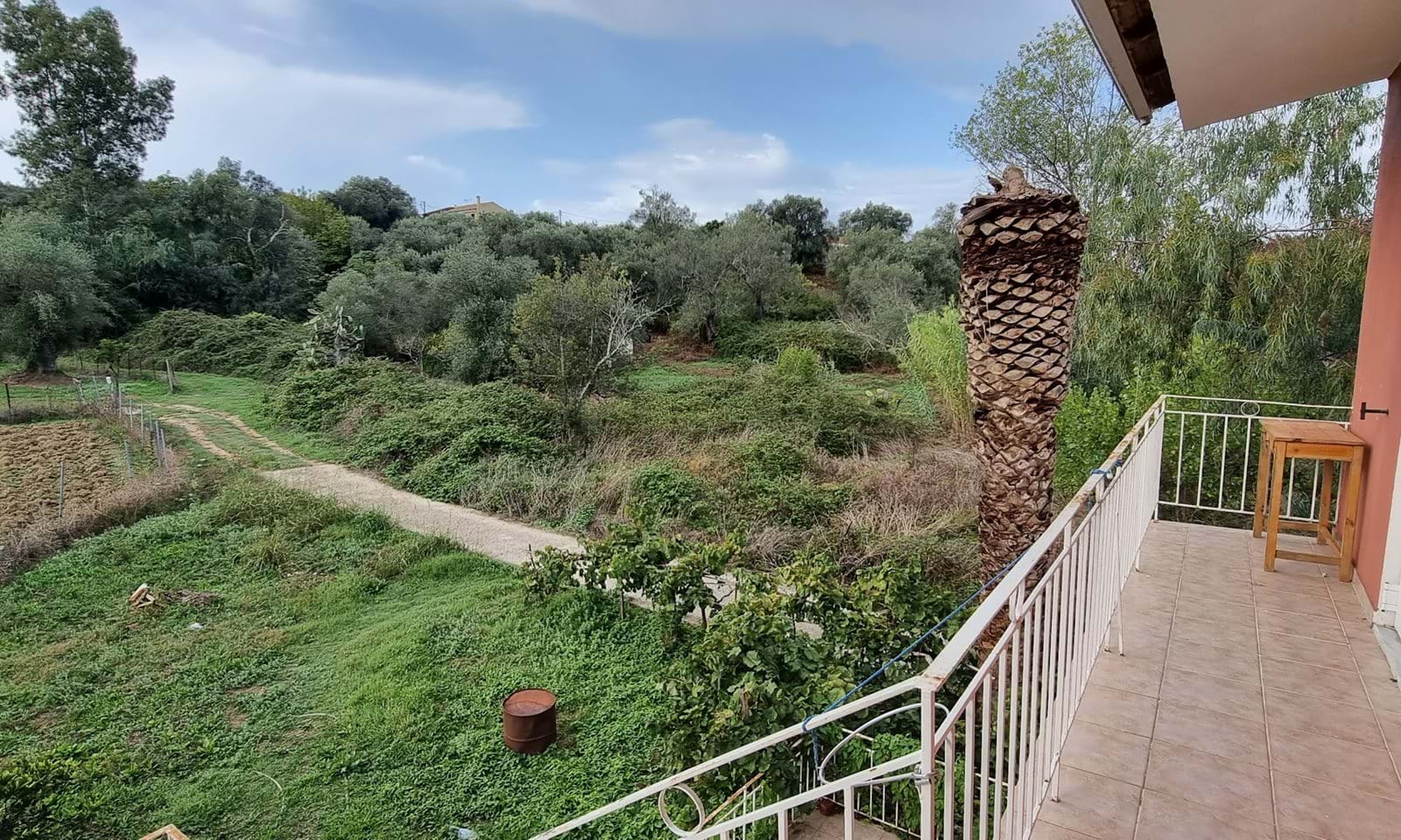 Listing photograph 9 of 14 of the house in Petriti, published by Corfu Home Finders.