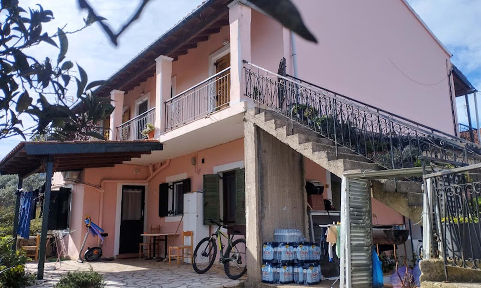 Listing photograph 1 of 12 of the house in Kassiopi, published by Corfu Home Finders.