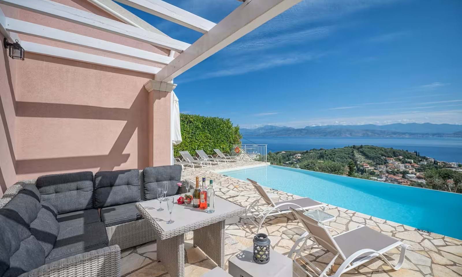 Listing photograph 16 of 20 of the house in Kassiopi, published by Corfu Home Finders.