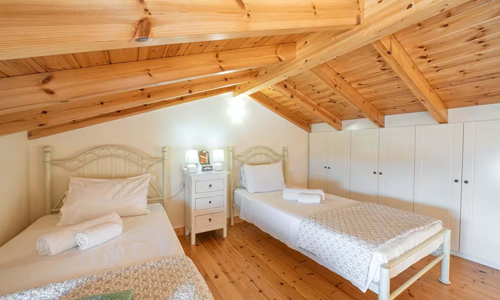 Listing photograph 15 of 20 of the house in Kassiopi, published by Corfu Home Finders.